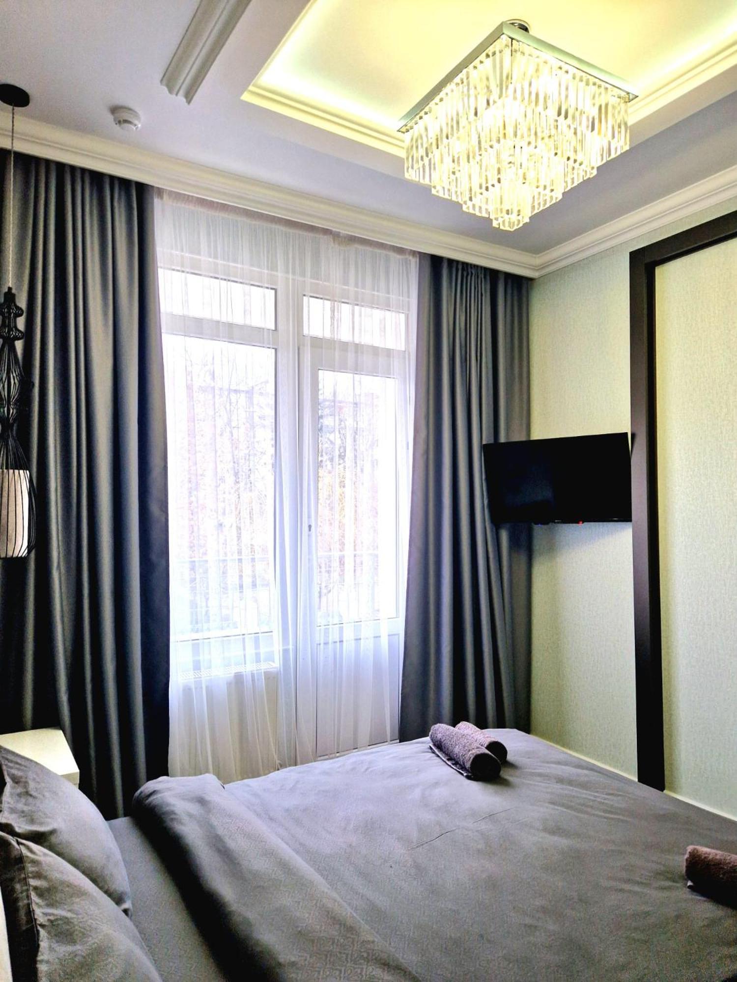 White House Aparthotel Balti Bilik gambar
