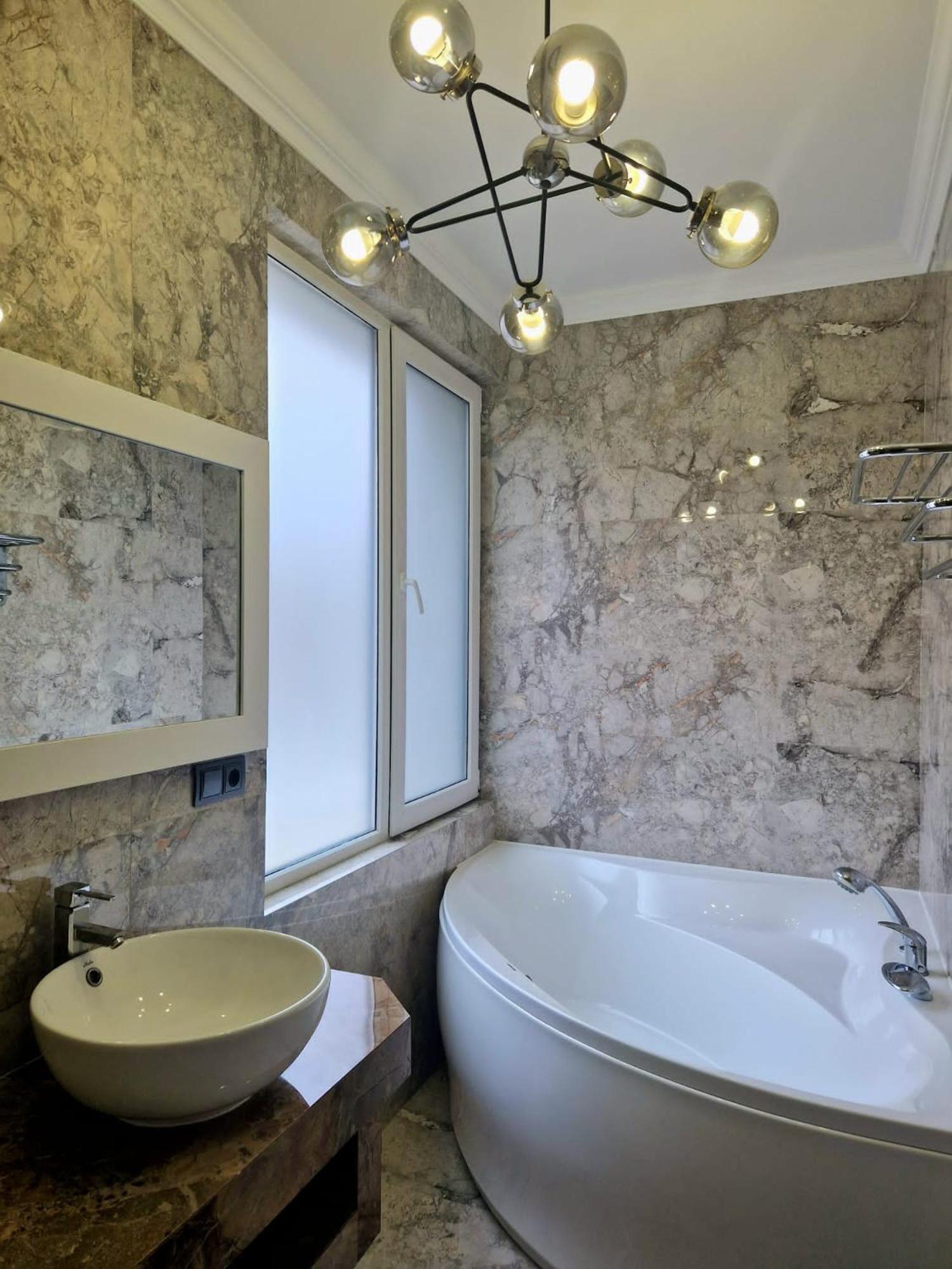 White House Aparthotel Balti Bilik gambar